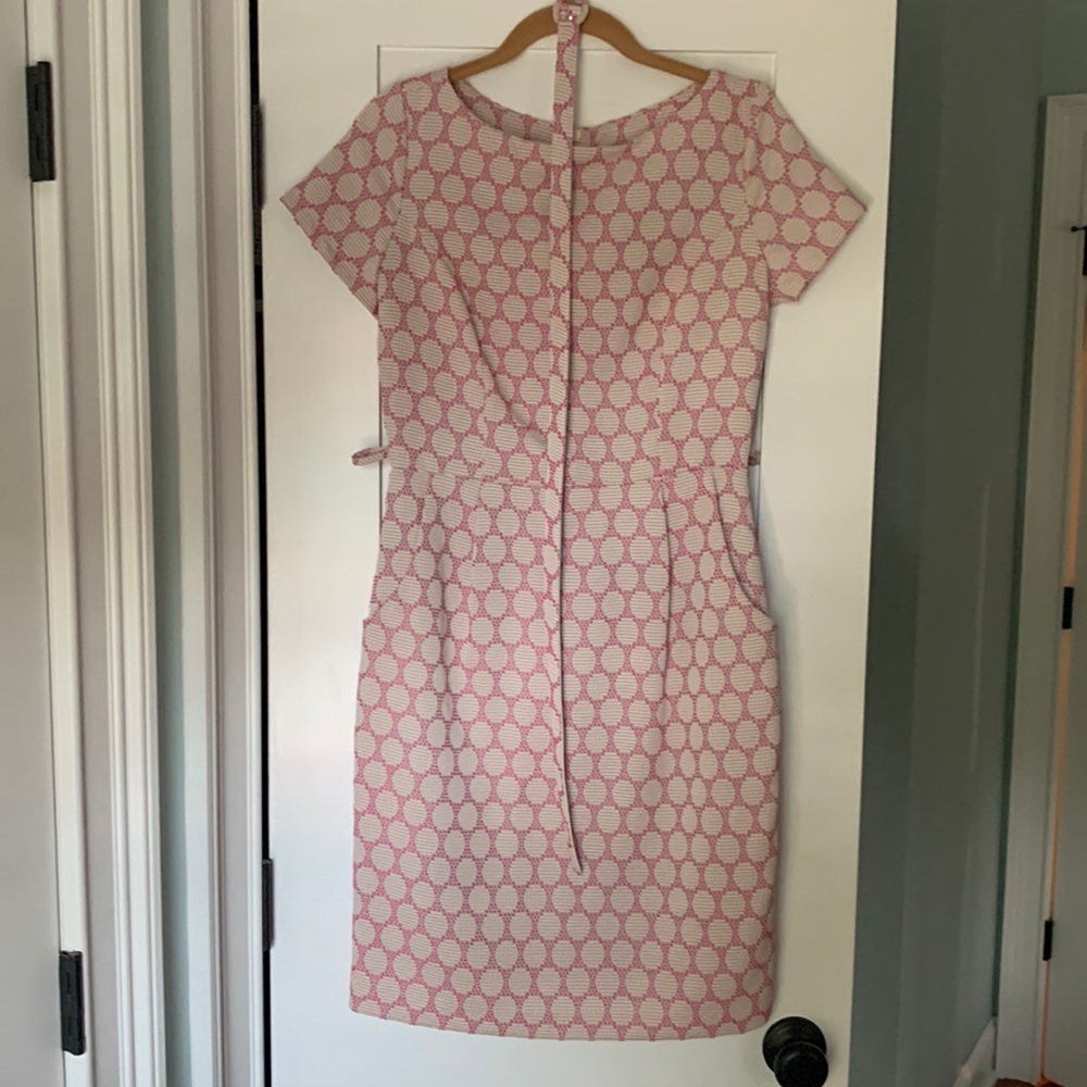 MYSTIC PINK AND BEIGE BELTED SHEATH DRESS 🌸